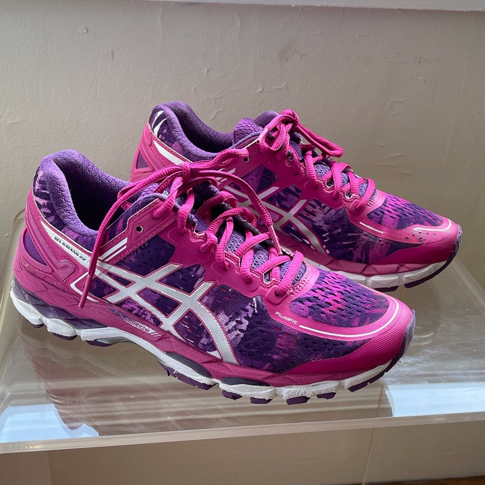 ASICS Gel-Kayano 22